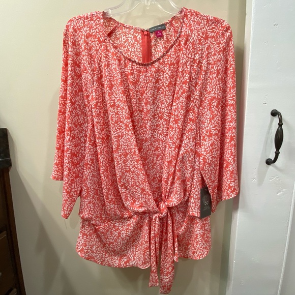 Vince Camuto Tops - Gorgeous 🧡 Vince Camuto 3/4 Sleeve Blouse